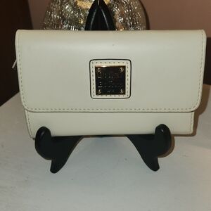Dooney And Bourke Wallet